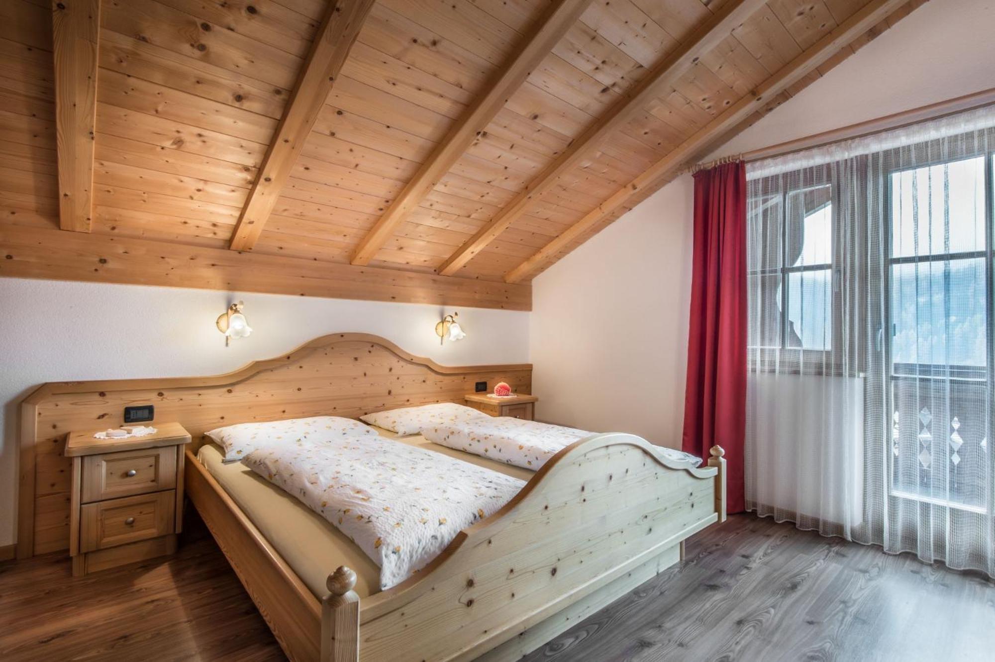 Appartamenti Col Da Vent Corvara In Badia Room photo